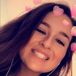 Meet your Posher, Ashlyn